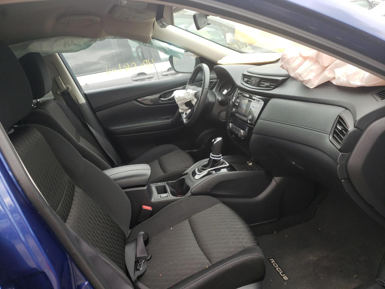 Photo 5 from auction – 2017 NISSAN ROGUE S with VIN KNMAT2MTXHP597978