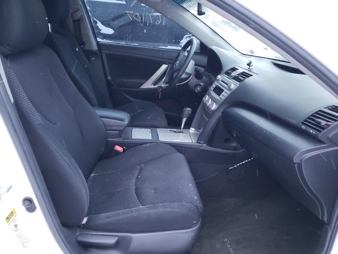 Photo 5 from auction – 2011 TOYOTA CAMRY BASE with VIN 4T1BF3EK9BU669989