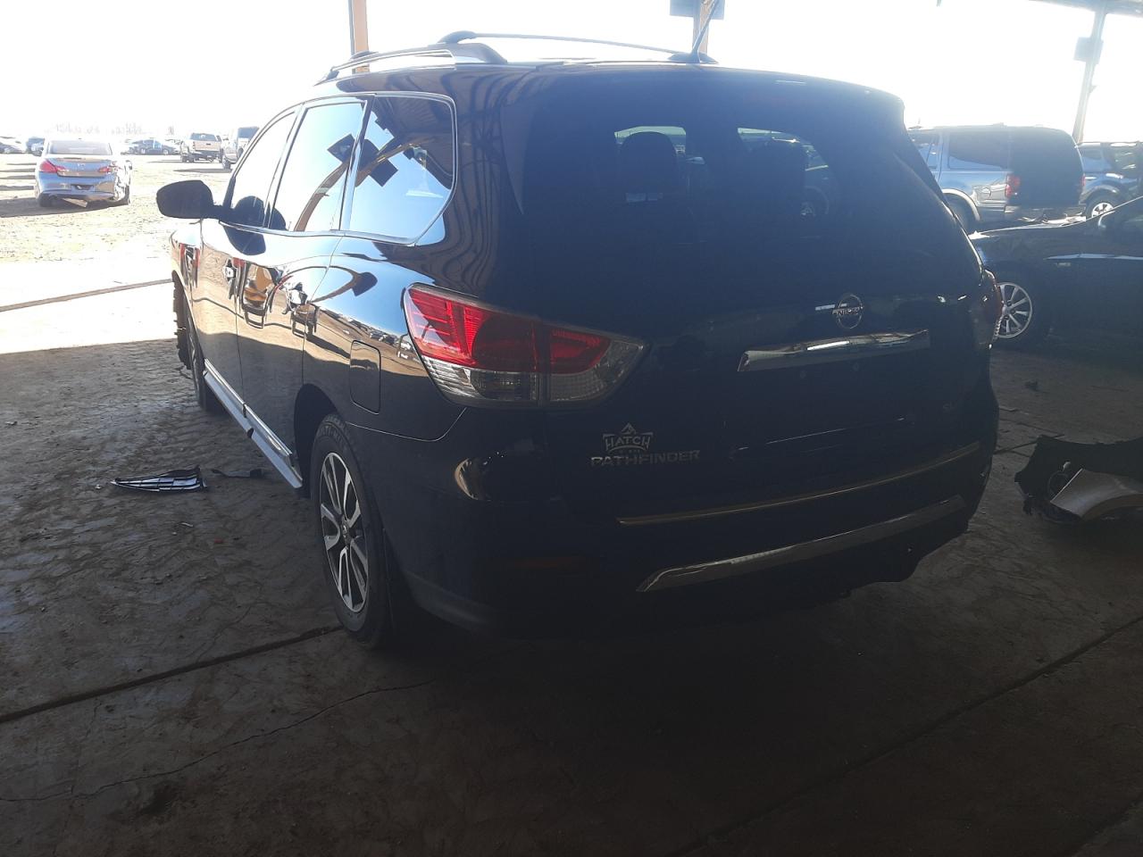 Photo 3 from auction – 2014 NISSAN PATHFINDER with VIN 5N1AR2MNXEC602899