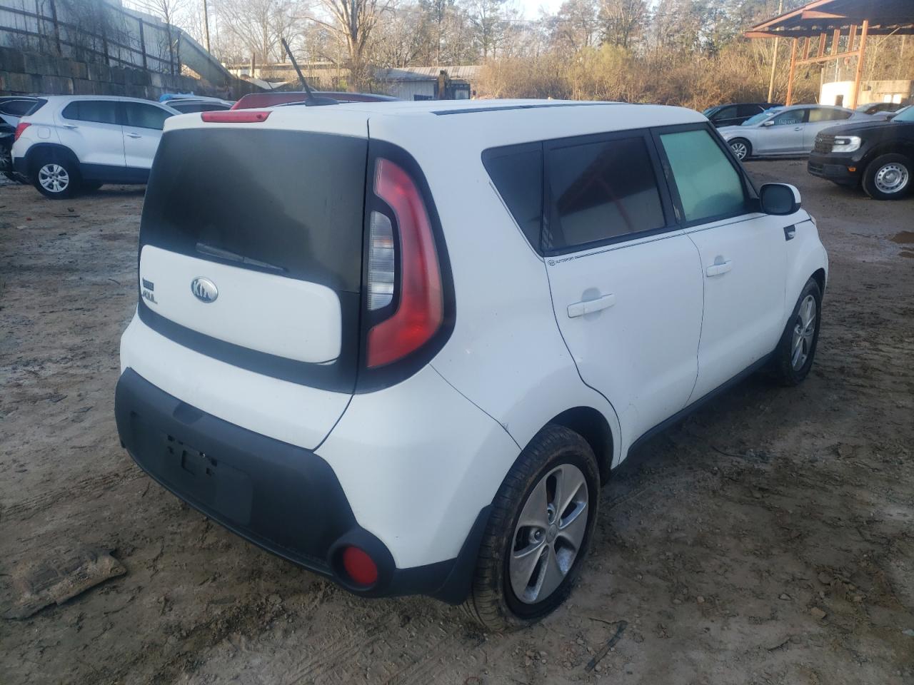 Photo 4 from auction – 2014 KIA SOUL with VIN KNDJN2A22E7065268