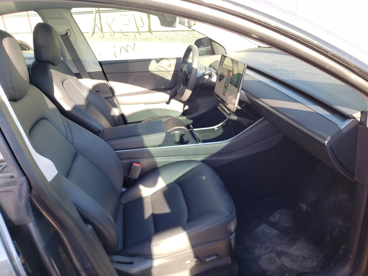 Photo 5 from auction – 2021 TESLA MODEL Y with VIN 5YJYGDEEXMF105470