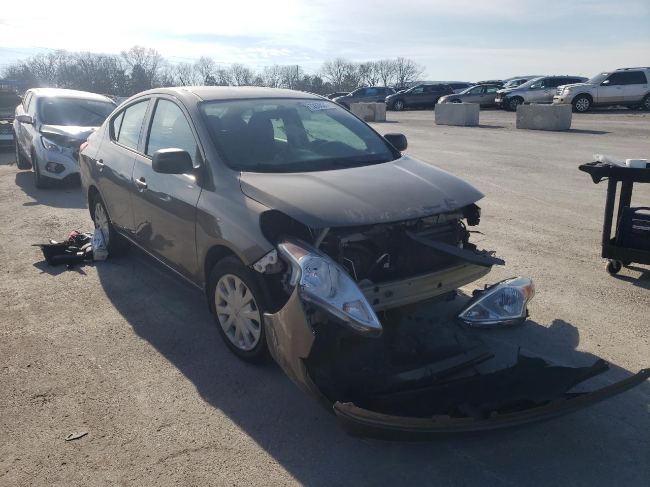 NISSAN VERSA S 2015 with VIN 3N1CN7AP6FL818916 - Photo from auction
