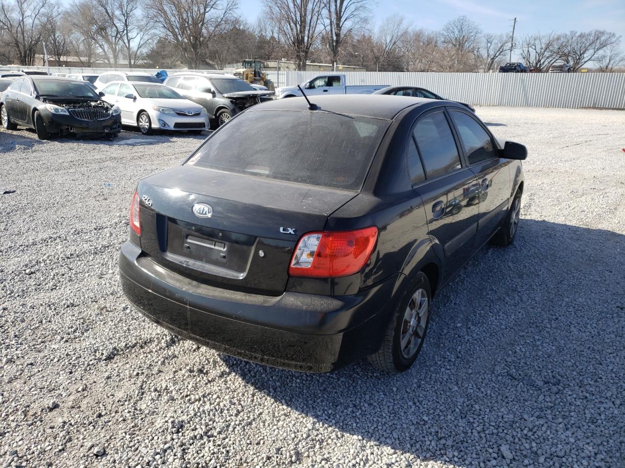 Photo 4 from auction – 2006 KIA RIO with VIN KNADE123166127679