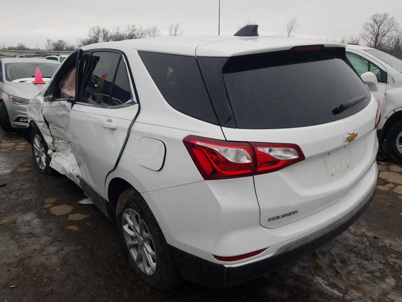 Photo 3 from auction – 2021 CHEVROLET EQUINOX LT with VIN 3GNAXKEV7MS118987