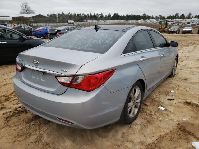 Photo 4 from auction – 2013 HYUNDAI SONATA SE with VIN 5NPEC4AC4DH648219