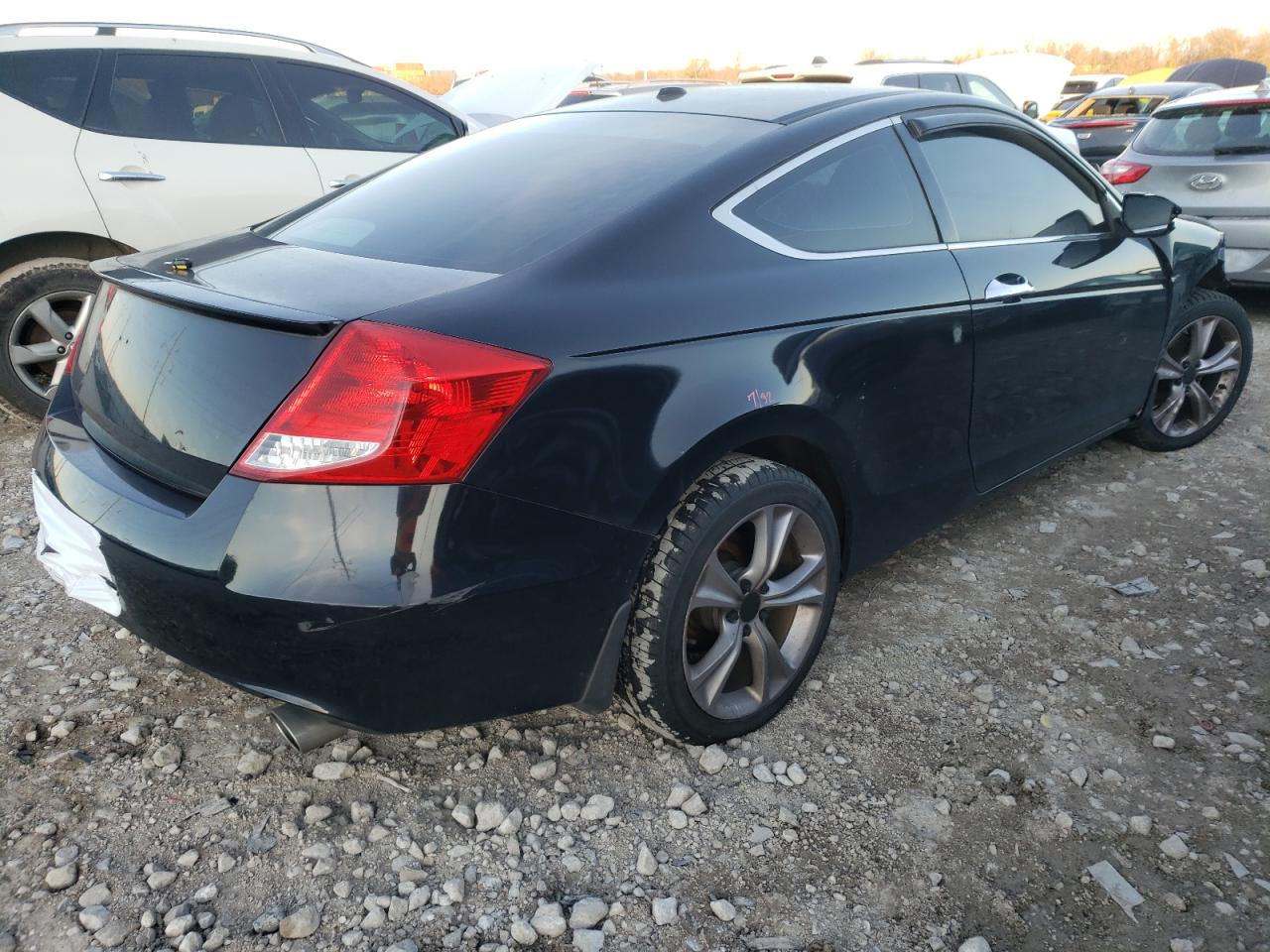 Photo 4 from auction – 2012 HONDA ACCORD EXL with VIN 1HGCS2B85CA011565