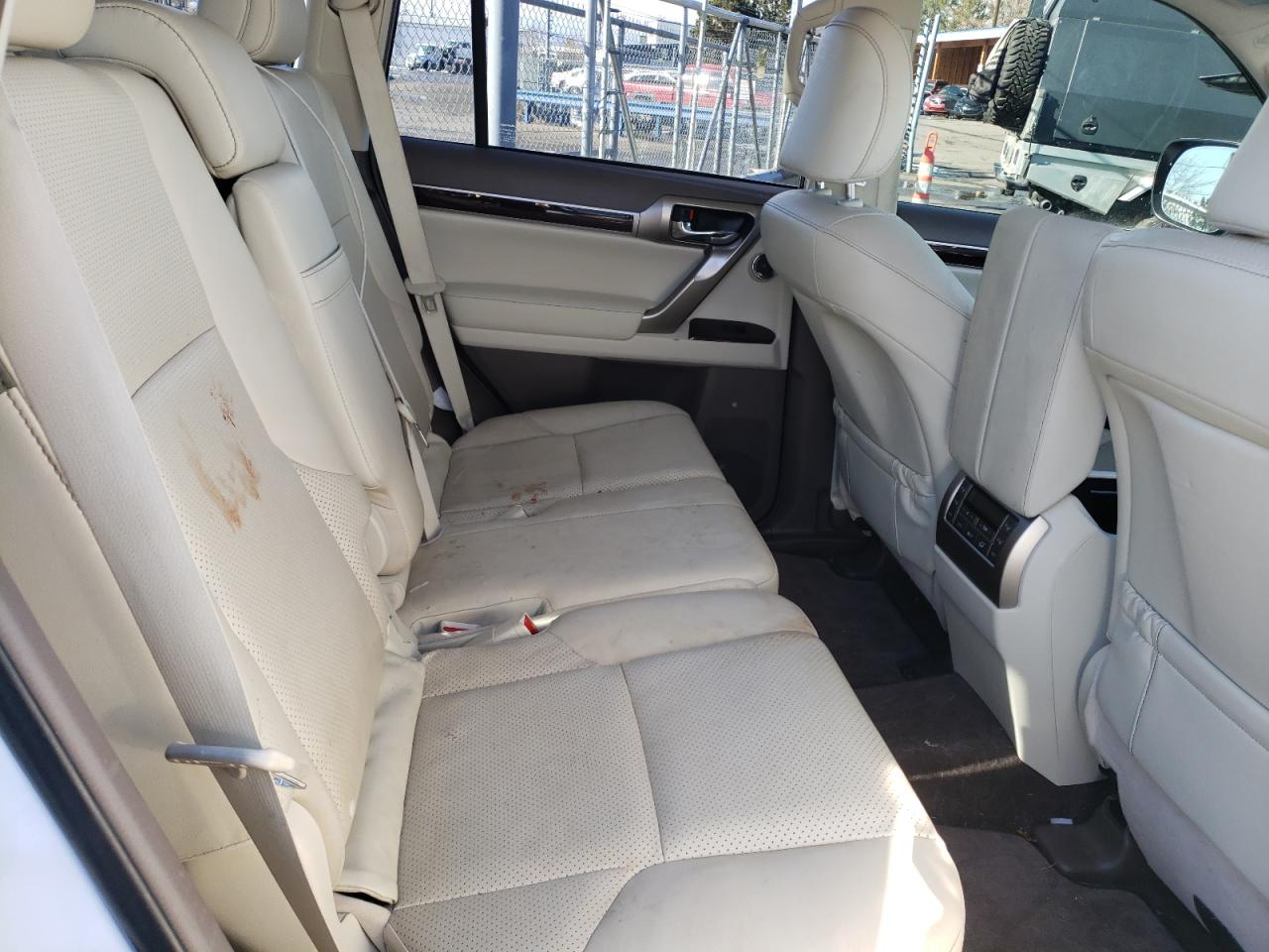 Photo 6 from auction – 2015 LEXUS GX 460 PRE with VIN JTJJM7FX2F5095871