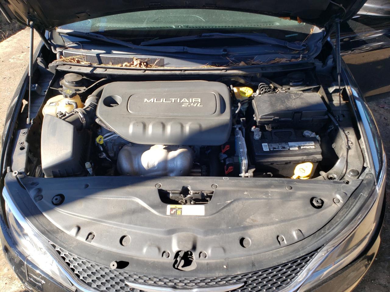 Photo 7 from auction – 2016 CHRYSLER 200 LIMITE with VIN 1C3CCCAB3GN171719