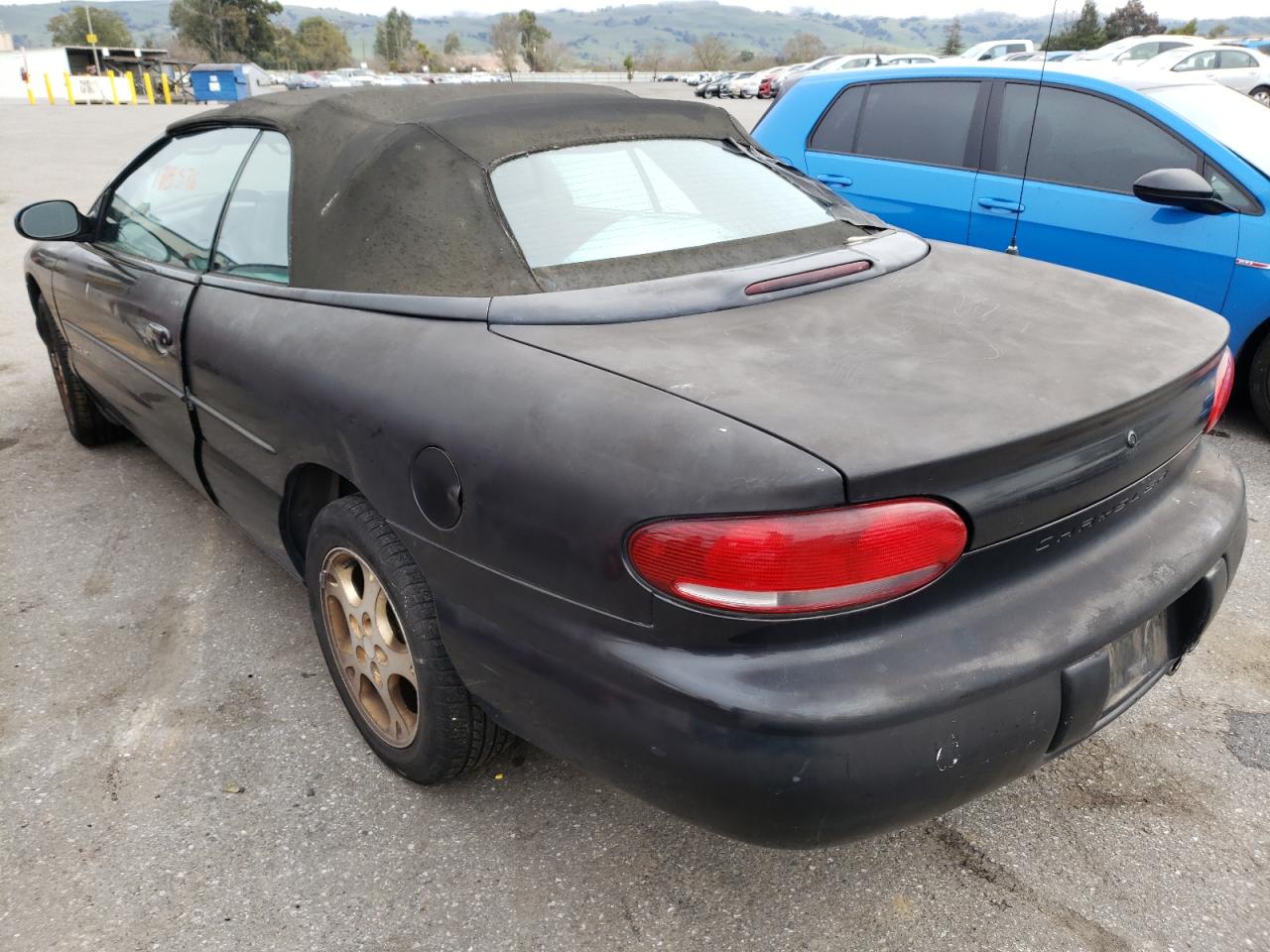 Photo 3 from auction – 1998 CHRYSLER SEBRING JX with VIN 3C3EL55H2WT305797