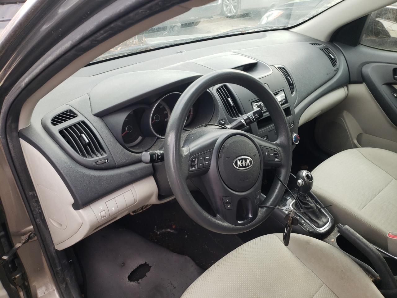 صورة رقم 9 من المزاد - 2011 KIA FORTE EX مع VIN KNAFU4A25B5420619