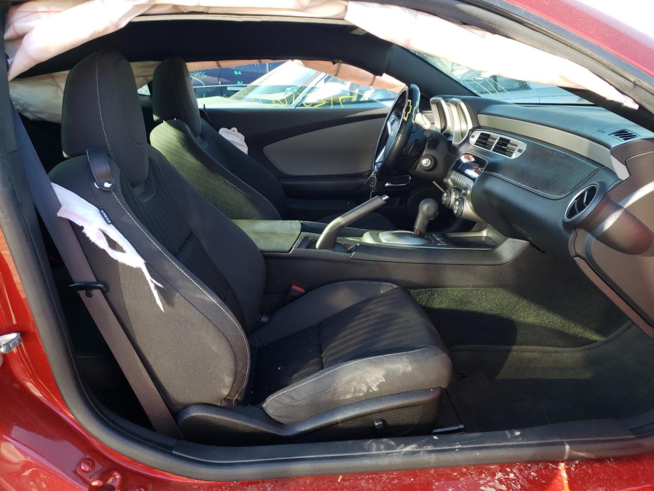 Photo 5 from auction – 2015 CHEVROLET CAMARO LS with VIN 2G1FB1E35F9148276