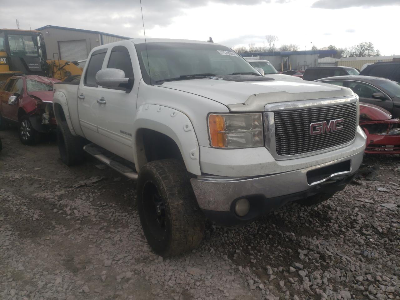 GMC SIERRA K25 2011 with VIN 1GT120C83BF232589 - Photo from auction