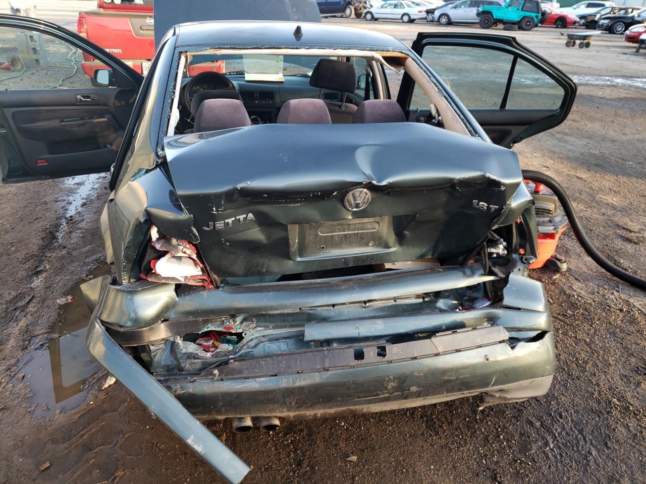 Photo 9 from auction – 2003 VOLKSWAGEN JETTA GLS with VIN 3VWSE69M33M044673