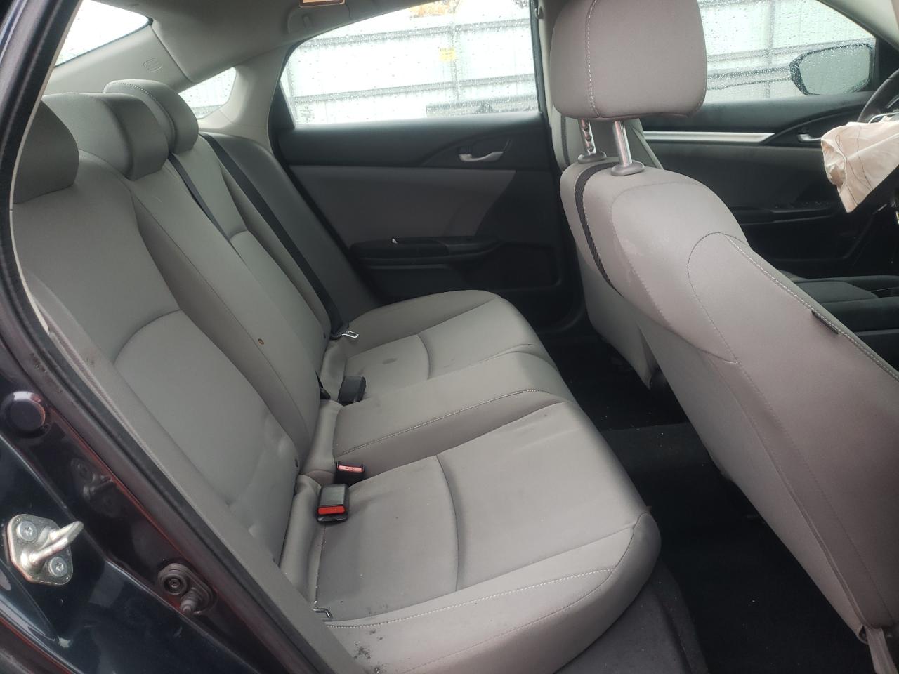 Photo 6 from auction – 2018 HONDA CIVIC LX with VIN 2HGFC2F5XJH567976