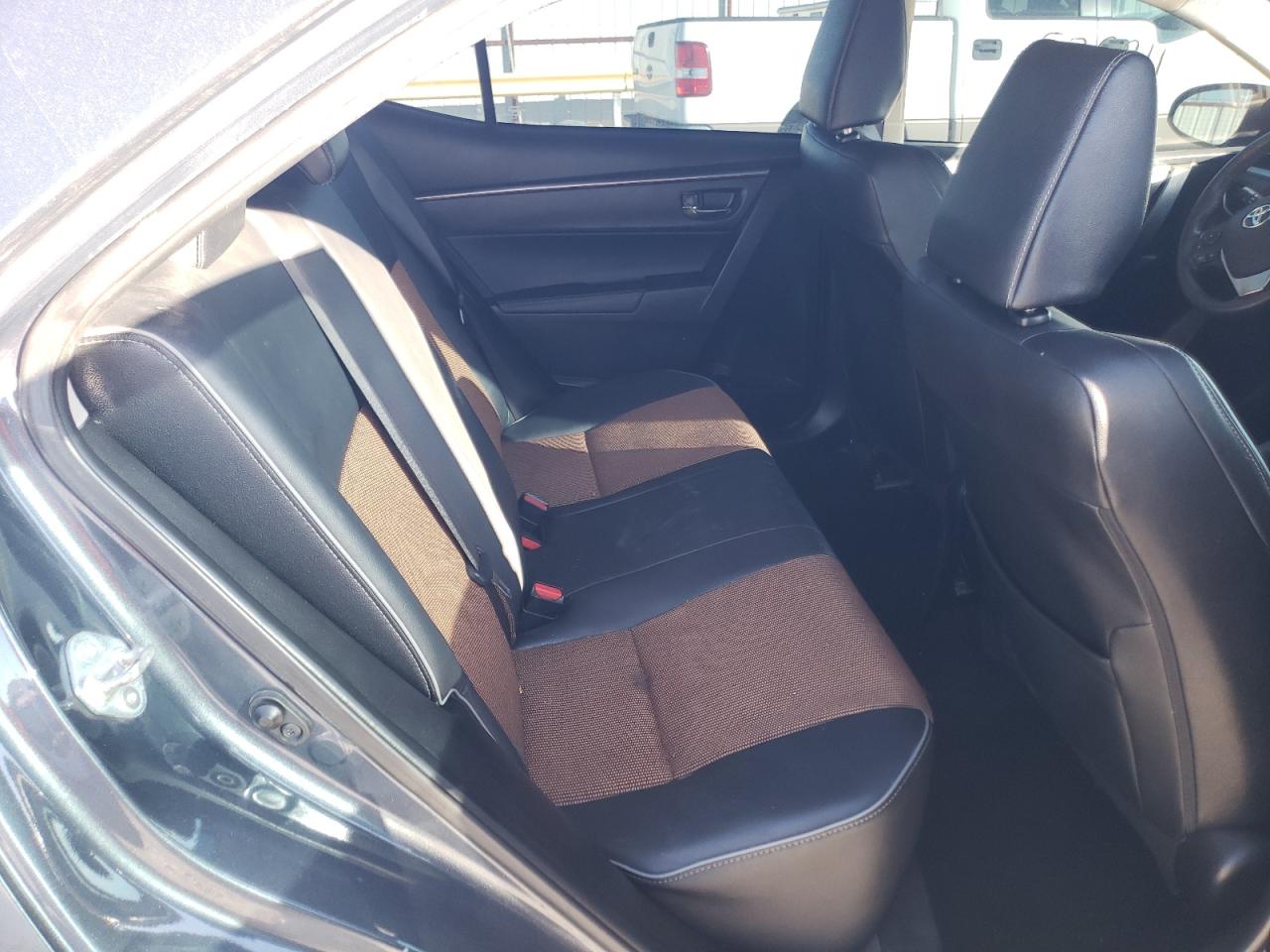 Photo 6 from auction – 2014 TOYOTA COROLLA L with VIN 5YFBURHE8EP103441
