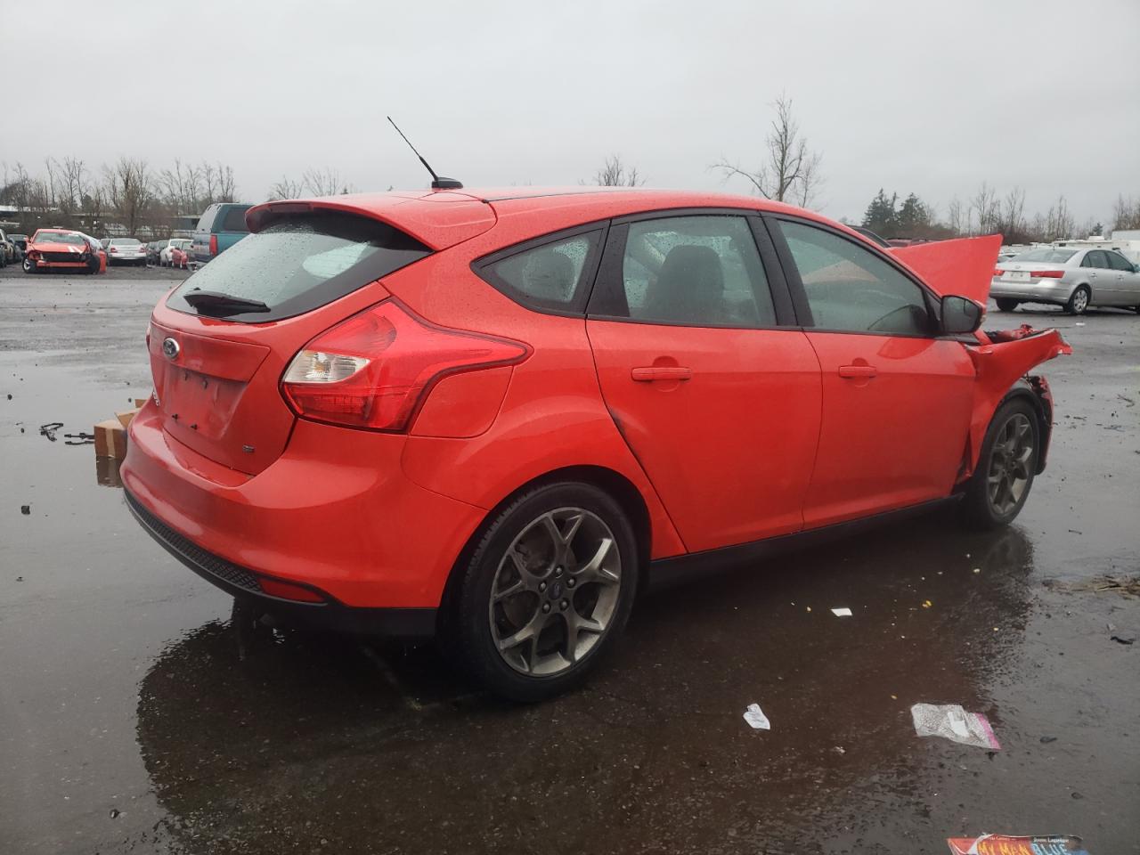 Photo 4 from auction – 2014 FORD FOCUS SE with VIN 1FADP3K25EL408115