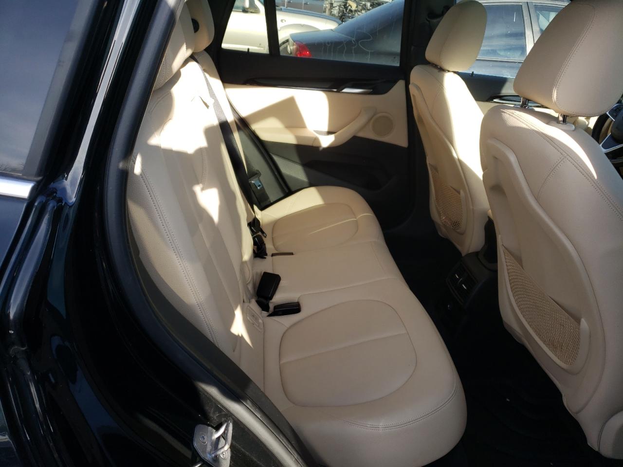 Photo 6 from auction – 2018 BMW X1 SDRIVE2 with VIN WBXHU7C33J5H40237