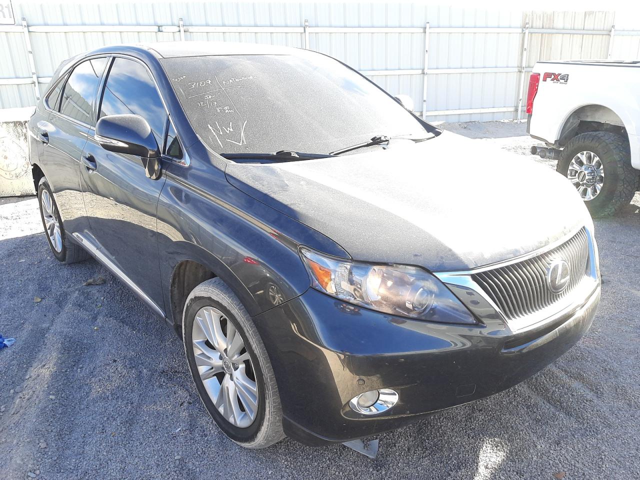 LEXUS RX 450 2010 with VIN JTJZB1BA9A2000840 - Photo from auction