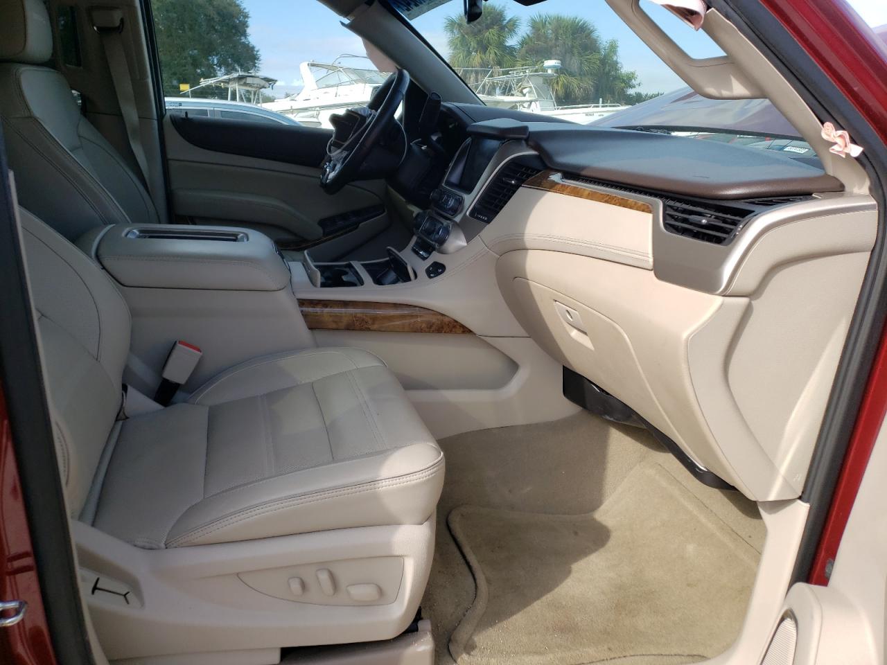 Photo 5 from auction – 2016 GMC YUKON DENA with VIN 1GKS2CKJ4GR348307