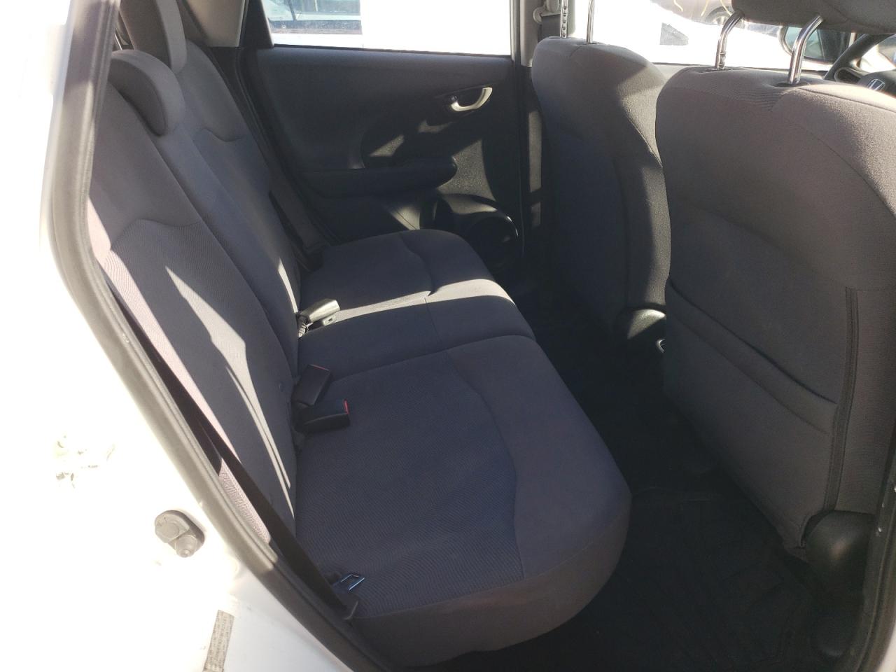 Photo 6 from auction – 2011 HONDA FIT with VIN JHMGE8H3XBC025243