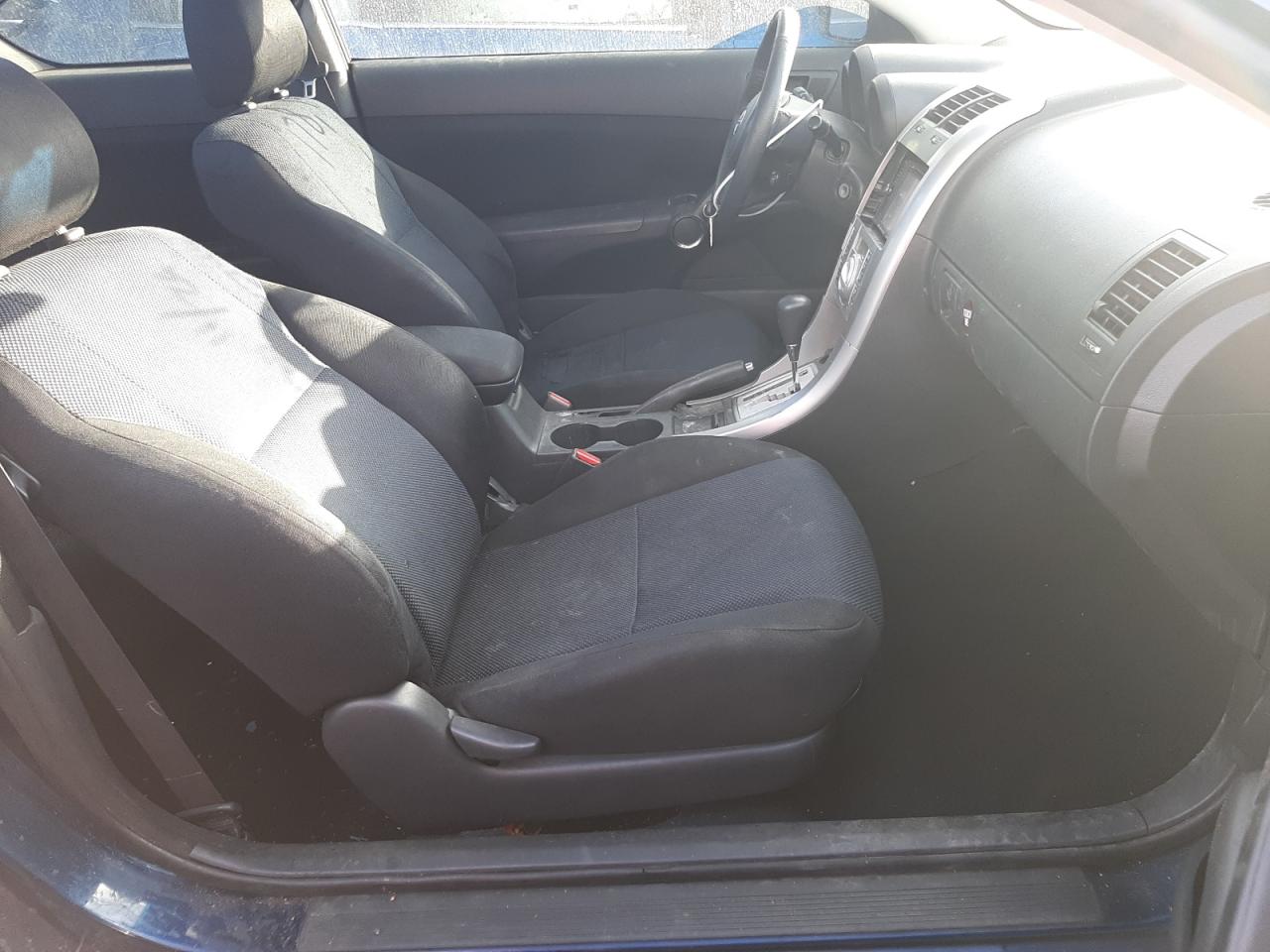 Photo 5 from auction – 2005 TOYOTA SCION TC with VIN JTKDE177650004727