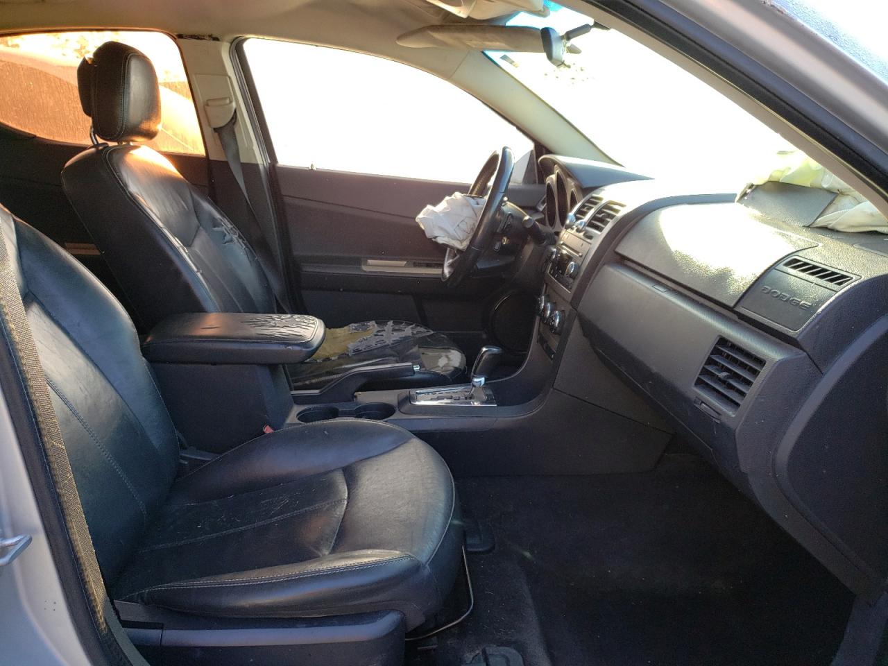 Photo 5 from auction – 2010 DODGE AVENGER R/ with VIN 1B3CC5FB2AN215072