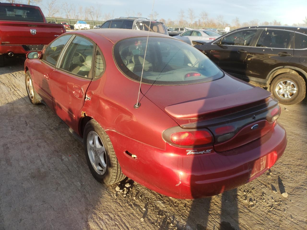 Photo 3 from auction – 1999 FORD TAURUS with VIN 1FAFP53S3XA265568