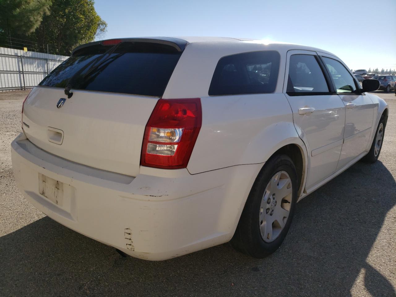 Photo 4 from auction – 2006 DODGE MAGNUM SE with VIN 2D4FV47T46H416725