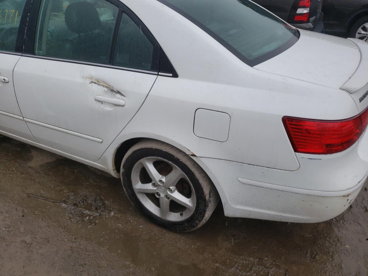 Photo 9 from auction – 2009 HYUNDAI SONATA SE with VIN 5NPEU46C99H508812