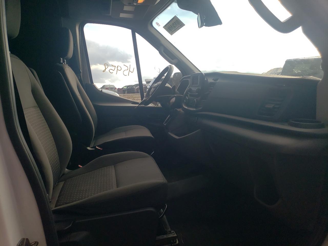 Photo 5 from auction – 2020 FORD TRANSIT T- with VIN 1FTBR2C85LKA34939