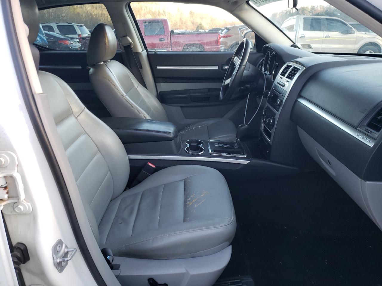 Фото 5 с аукциона – 2010 DODGE CHARGER R/ с VIN 2B3CA5CT2AH150736