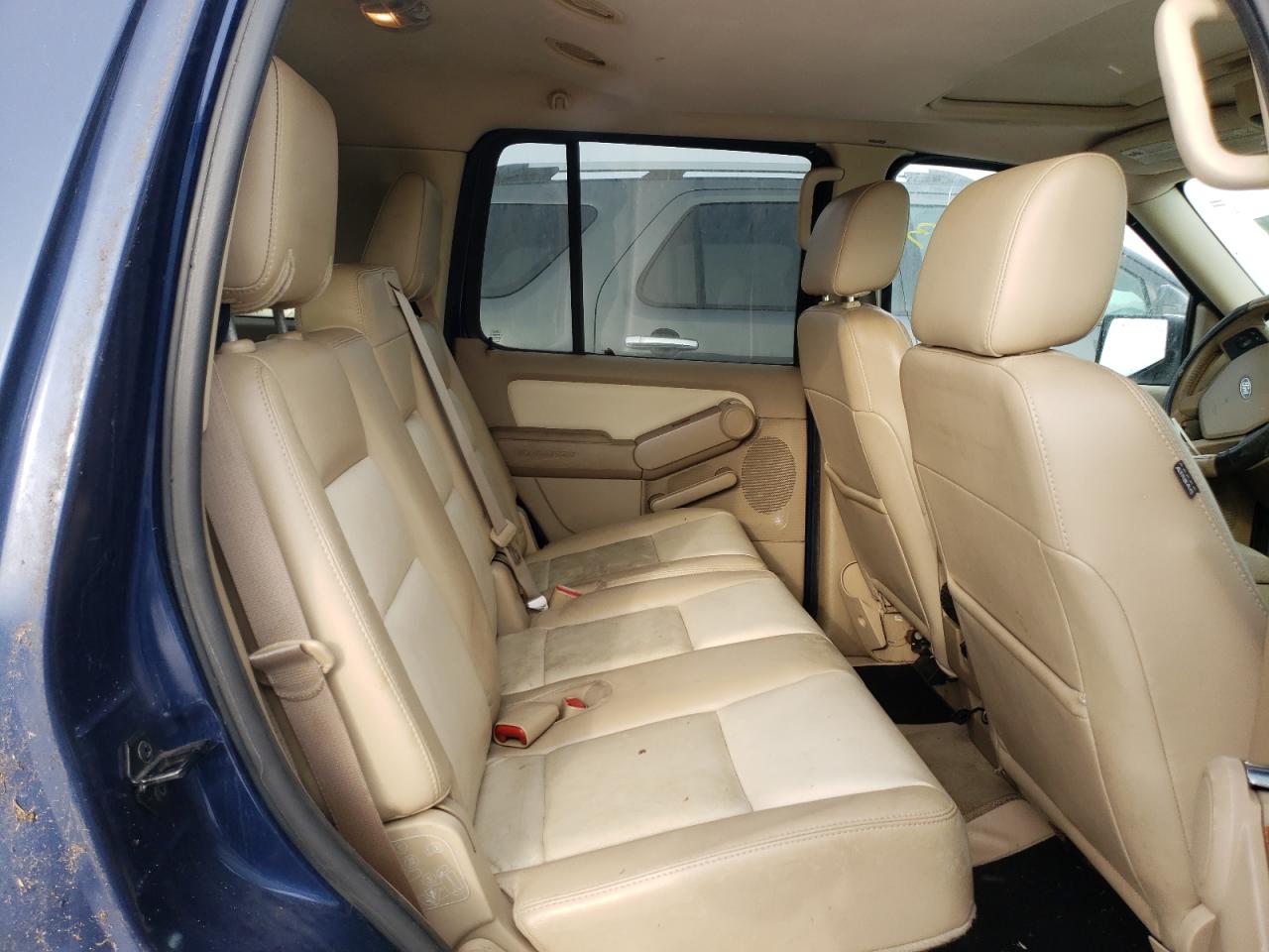 Photo 6 from auction – 2007 FORD EXPLORER E with VIN 1FMEU74E17UB21370