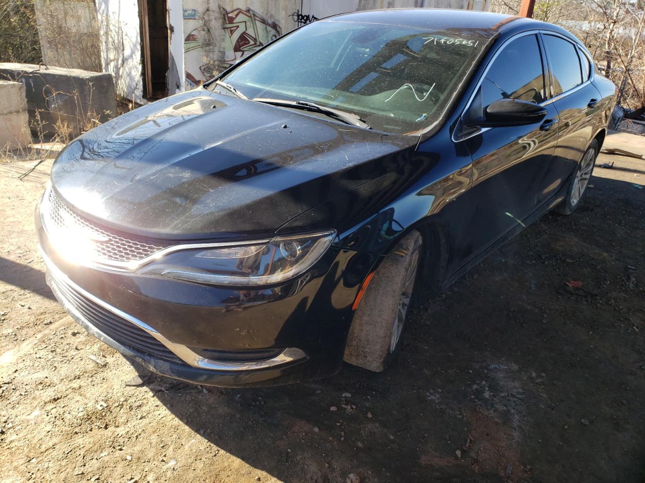 Photo 2 from auction – 2016 CHRYSLER 200 LIMITE with VIN 1C3CCCAB3GN171719