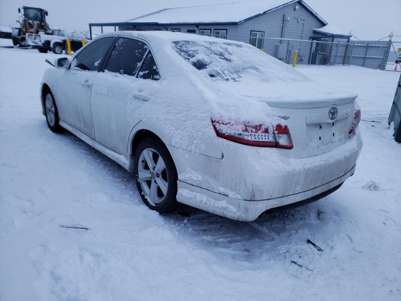 Photo 3 from auction – 2011 TOYOTA CAMRY BASE with VIN 4T1BF3EK9BU669989