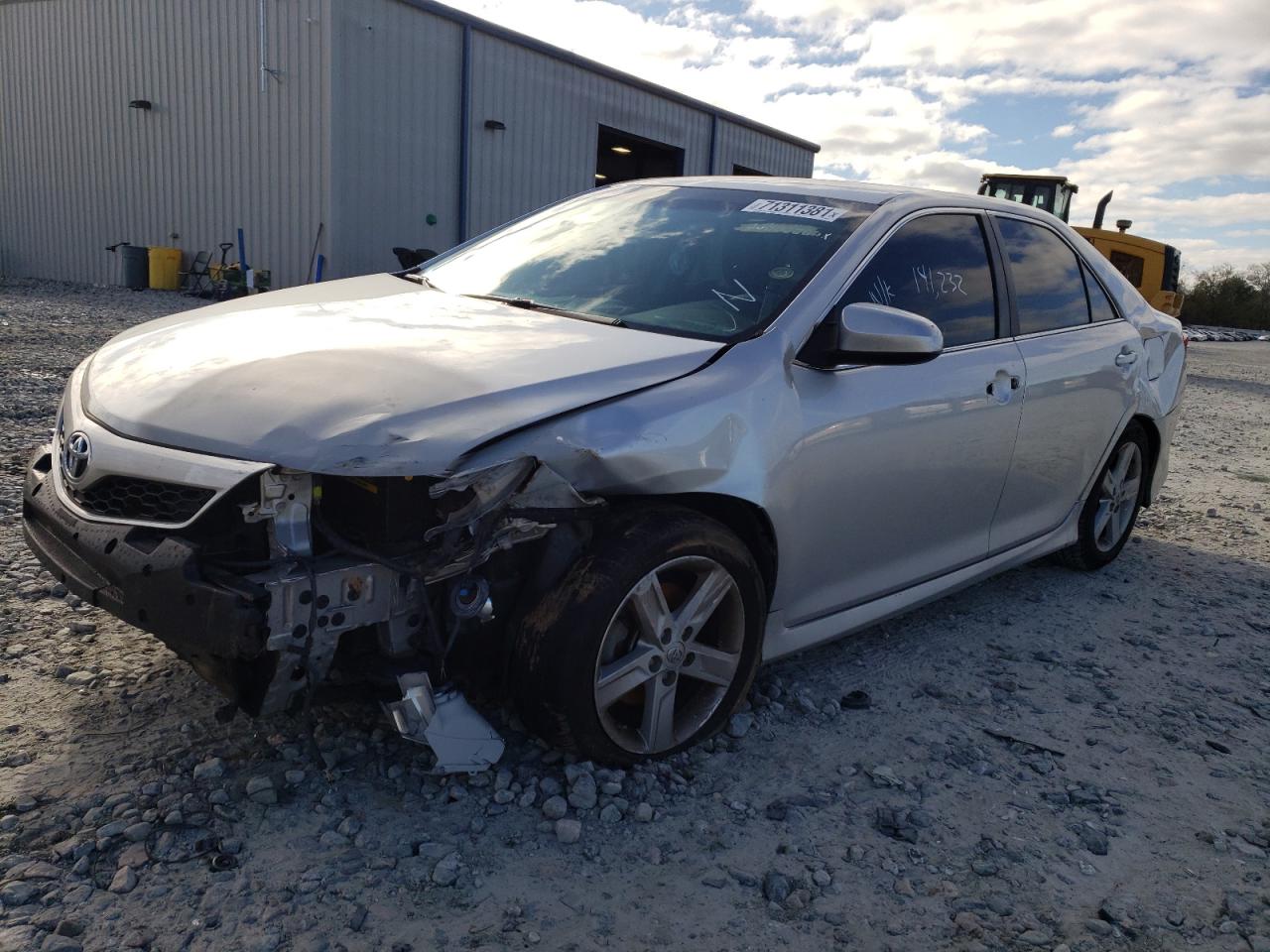 Photo 2 from auction – 2013 TOYOTA CAMRY L with VIN 4T1BF1FKXDU286875