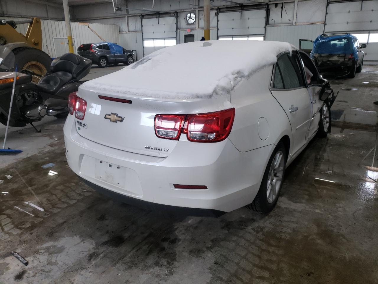 Photo 4 from auction – 2015 CHEVROLET MALIBU 1LT with VIN 1G11C5SL4FF233331