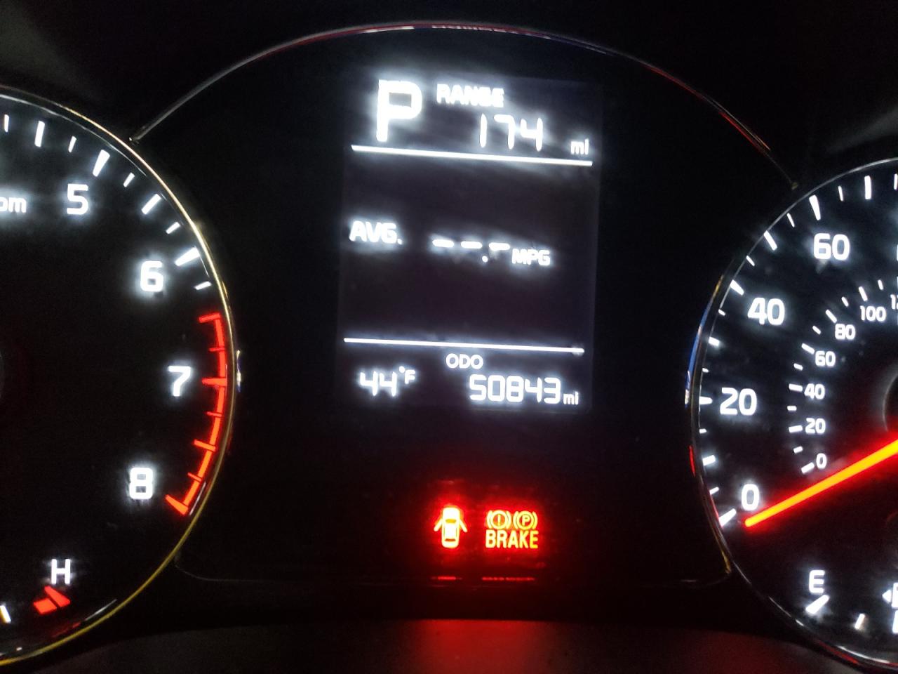 Photo 8 from auction – 2018 KIA FORTE LX with VIN KNAFK5A85J5772792