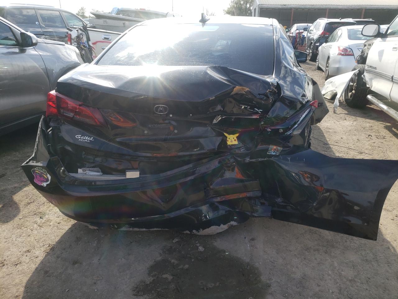 Photo 9 from auction – 2015 ACURA TLX TECH with VIN 19UUB2F56FA019005