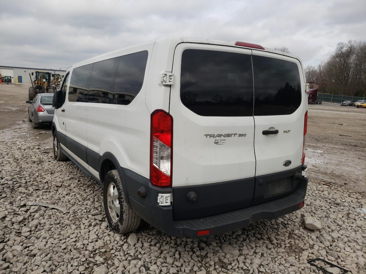 Photo 3 from auction – 2017 FORD TRANSIT T- with VIN 1FBZX2YM8HKA84241
