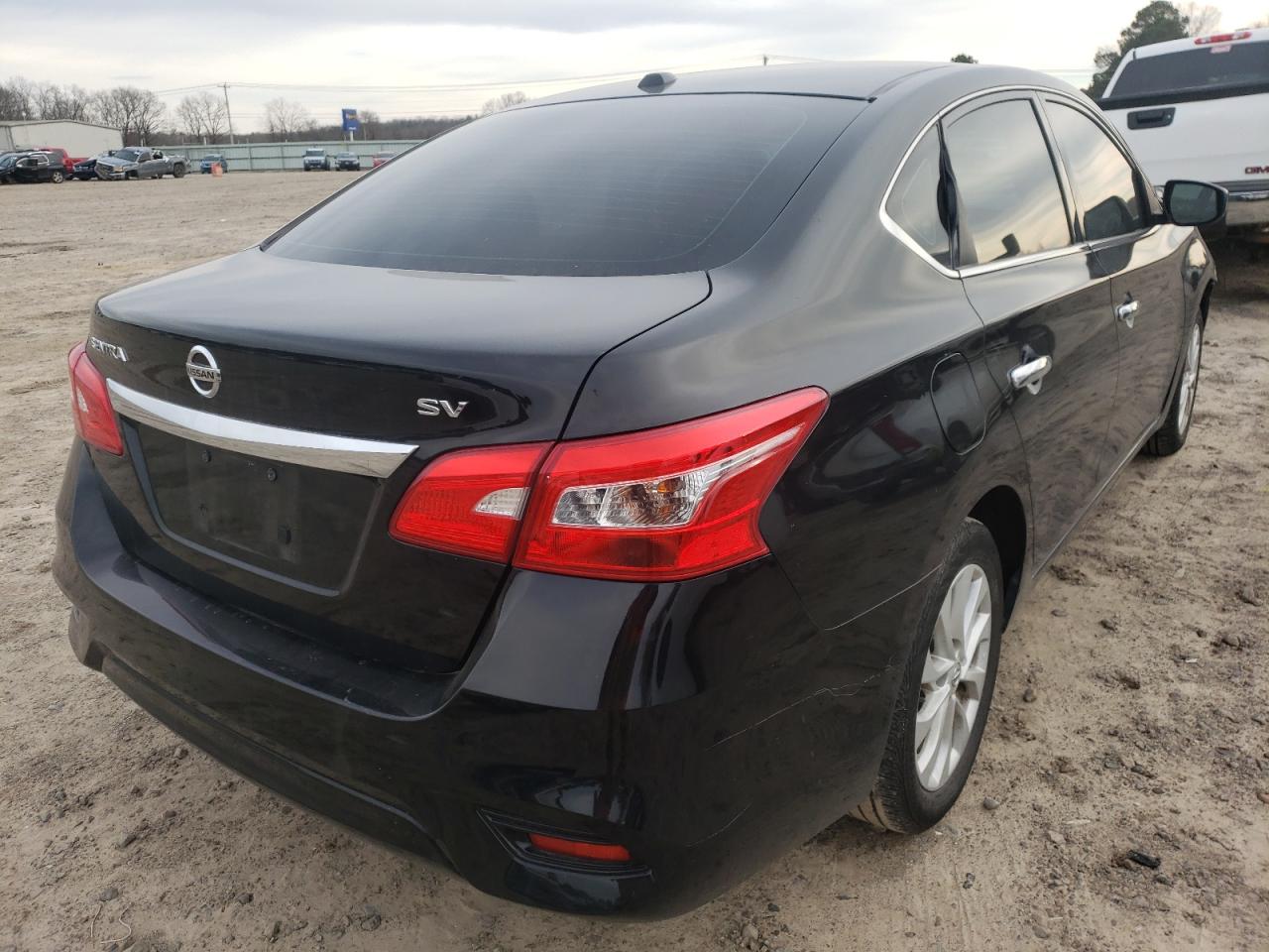 Photo 4 from auction – 2018 NISSAN SENTRA with VIN 3N1AB7AP6JL655127