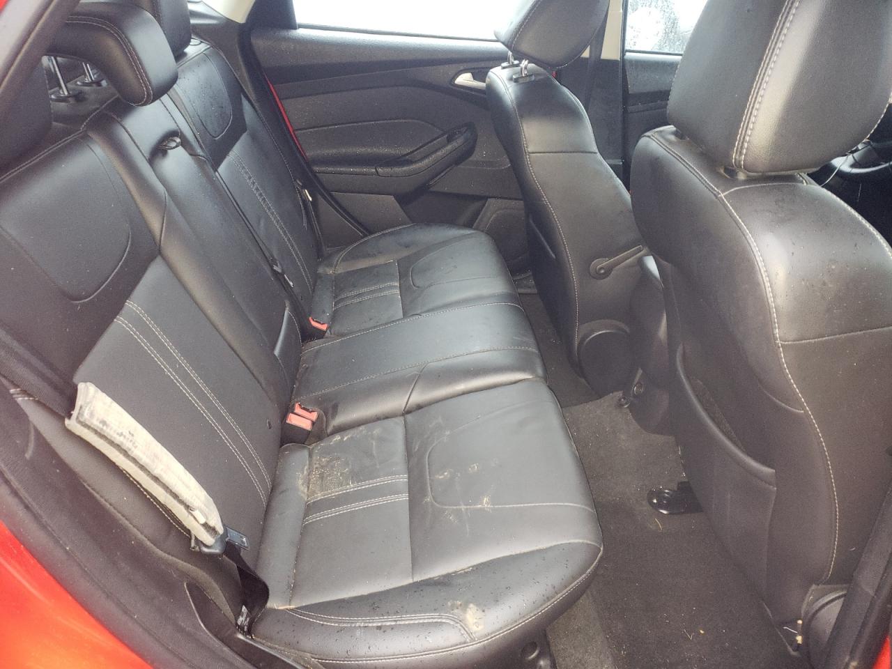 Photo 6 from auction – 2014 FORD FOCUS SE with VIN 1FADP3K25EL408115