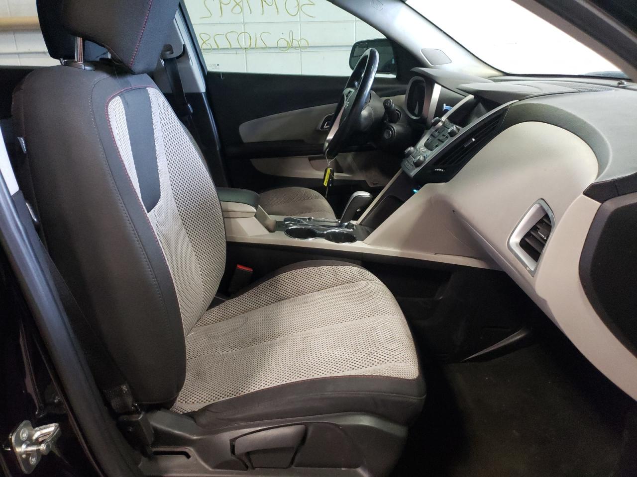 Photo 5 from auction – 2012 CHEVROLET EQUINOX LT with VIN 2GNFLNE58C6353088