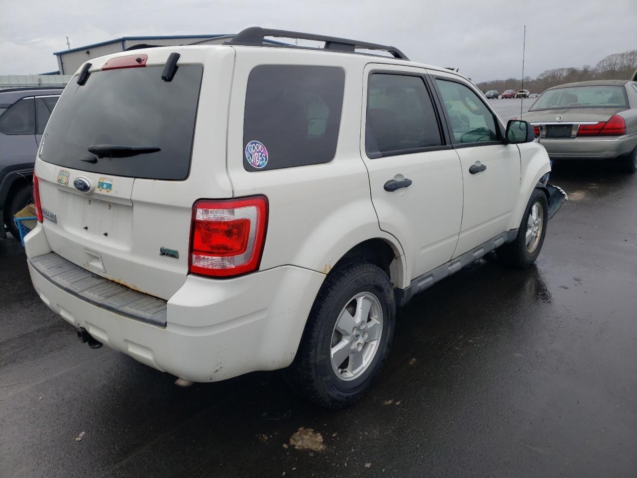 Photo 4 from auction – 2011 FORD ESCAPE XLT with VIN 1FMCU9DG5BKC00467