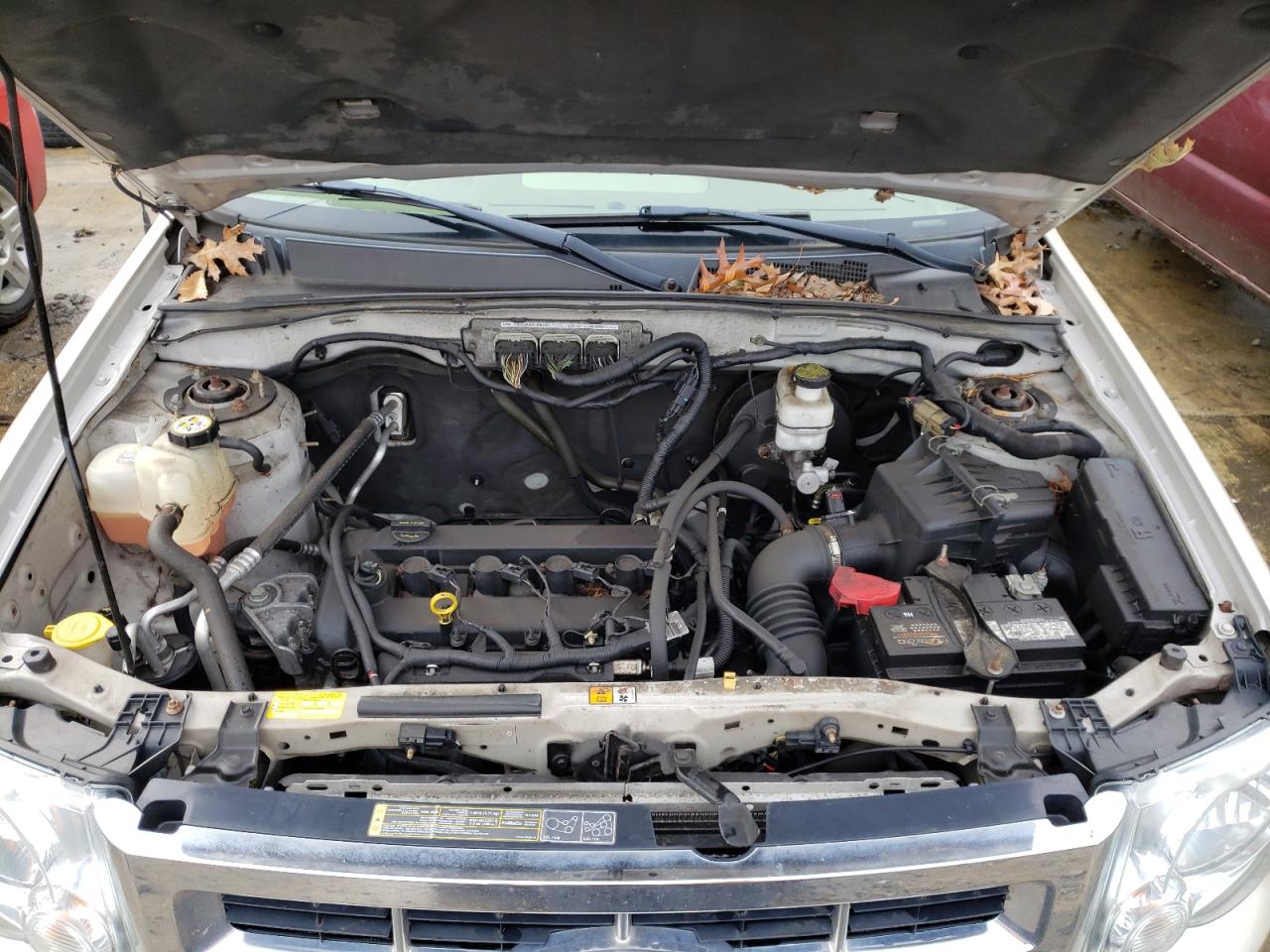Photo 7 from auction – 2012 FORD ESCAPE LIM with VIN 1FMCU9E70CKC58745