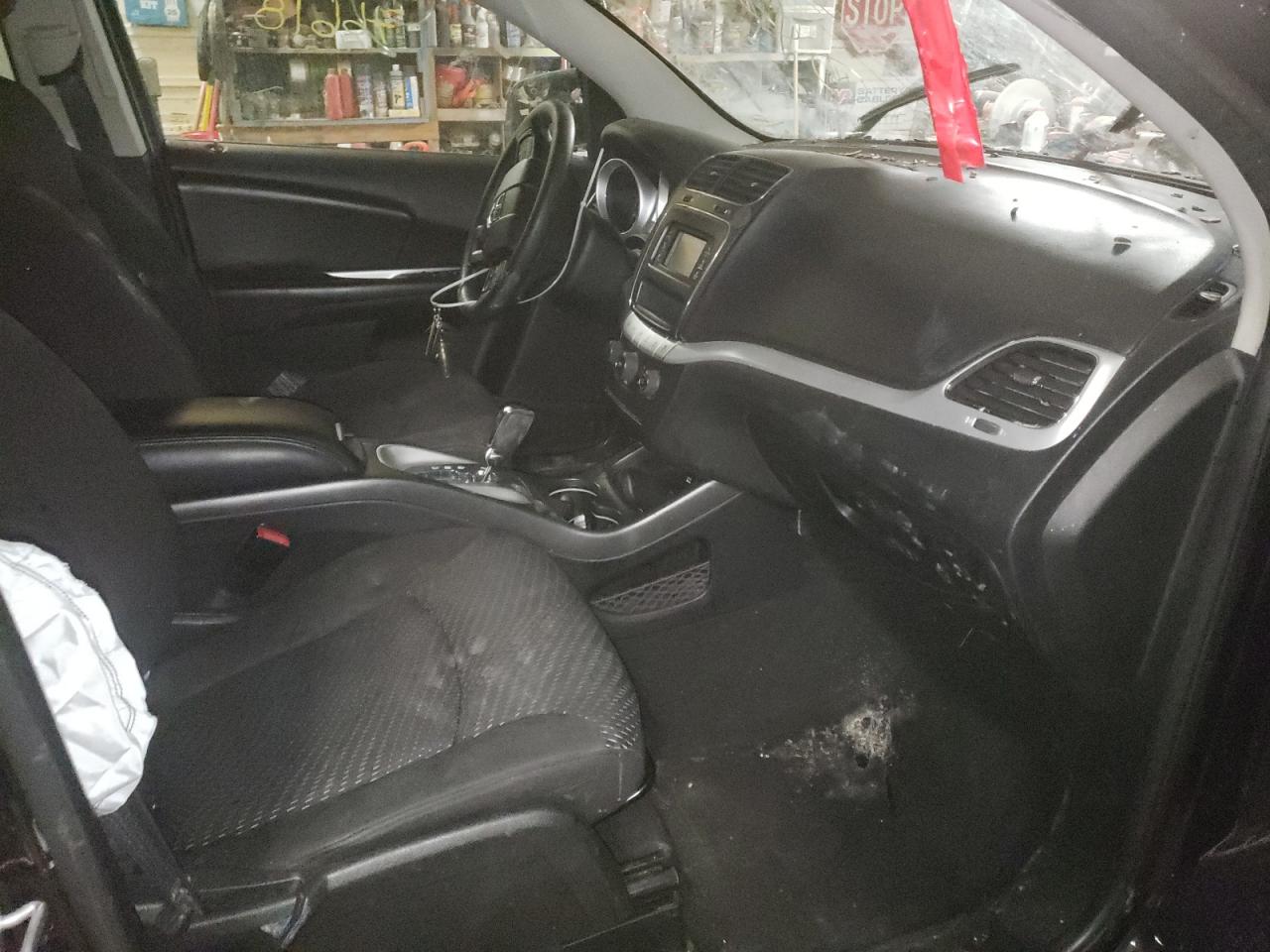 Photo 5 from auction – 2017 DODGE JOURNEY SE with VIN 3C4PDCAB9HT570341