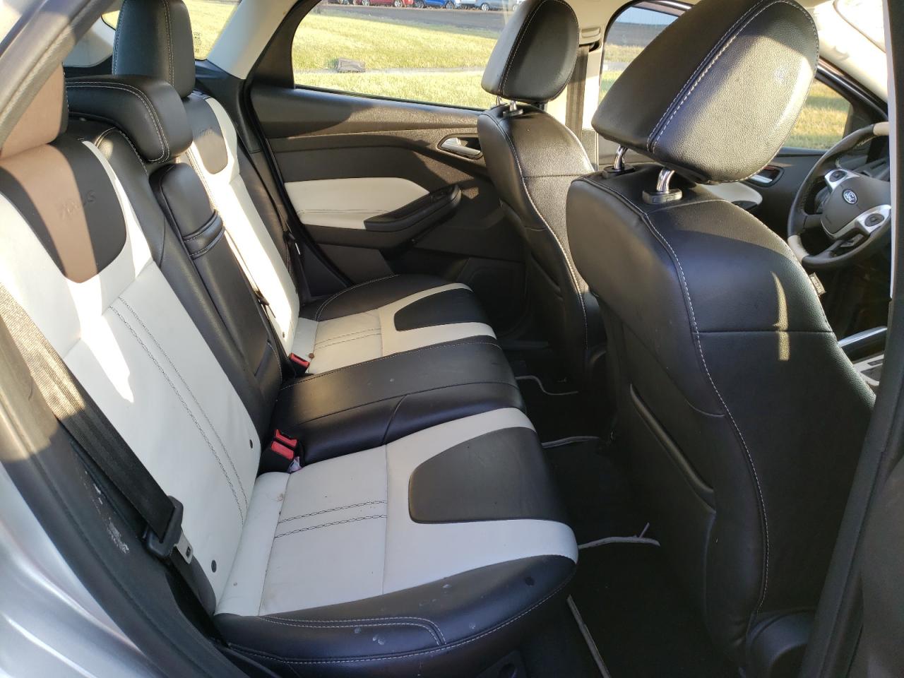 Photo 6 from auction – 2013 FORD FOCUS SE with VIN 1FADP3K24DL175942