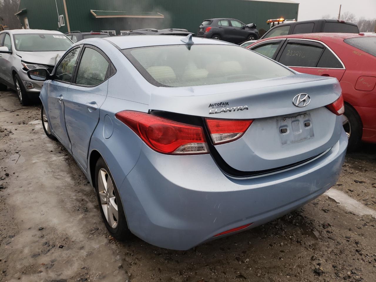 Photo 3 from auction – 2011 HYUNDAI ELANTRA GL with VIN KMHDH4AE7BU091867