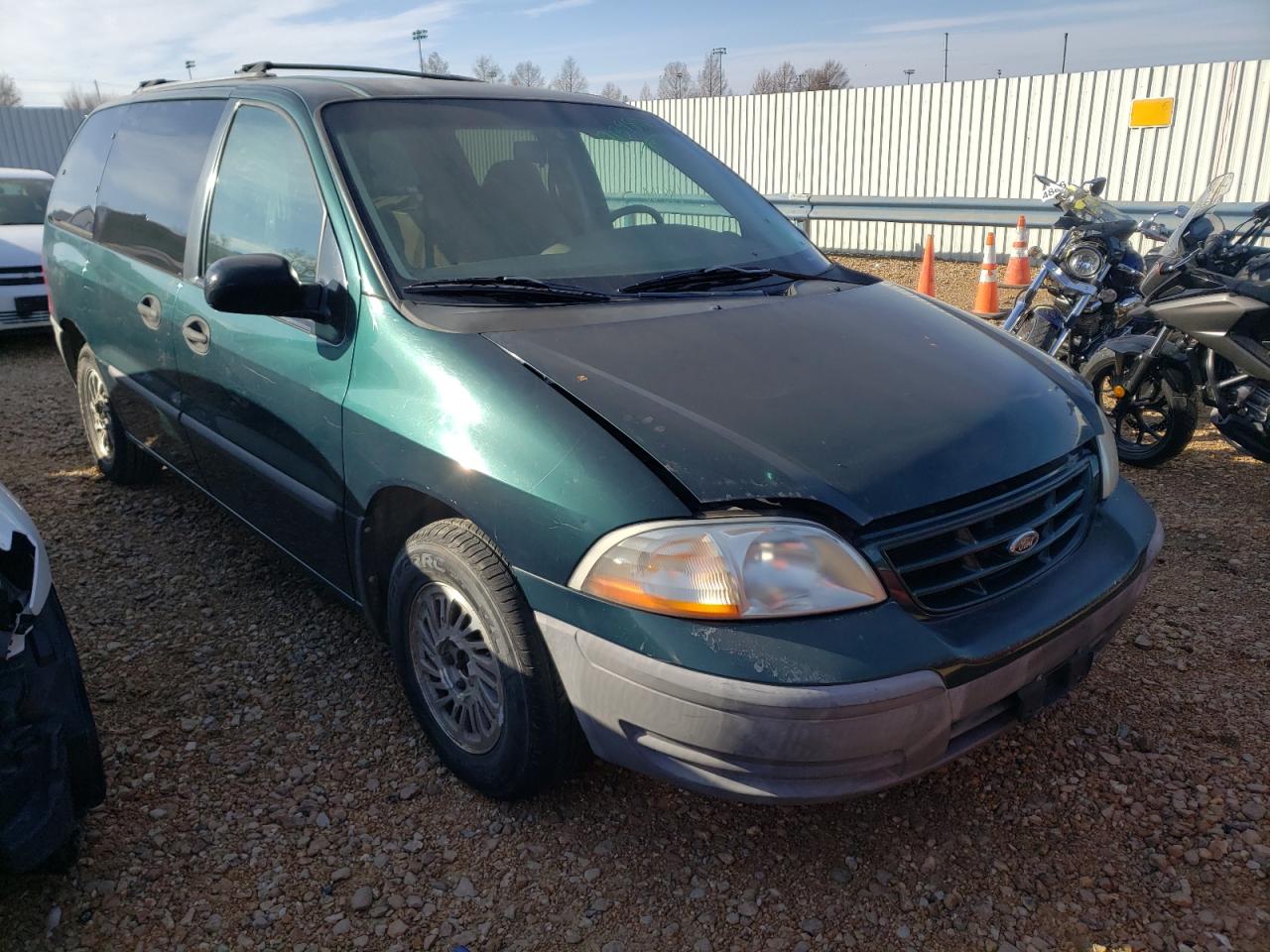 FORD WINDSTAR 2000 with VIN 2FMZA5149YBA48413 - Photo from auction
