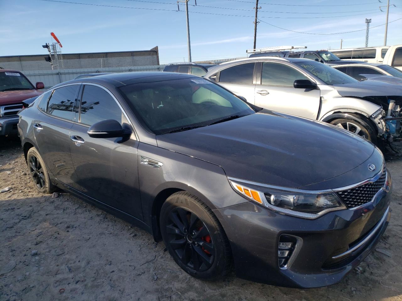 Photo 1 from auction – 2018 KIA OPTIMA LX with VIN 5XXGT4L38JG241775