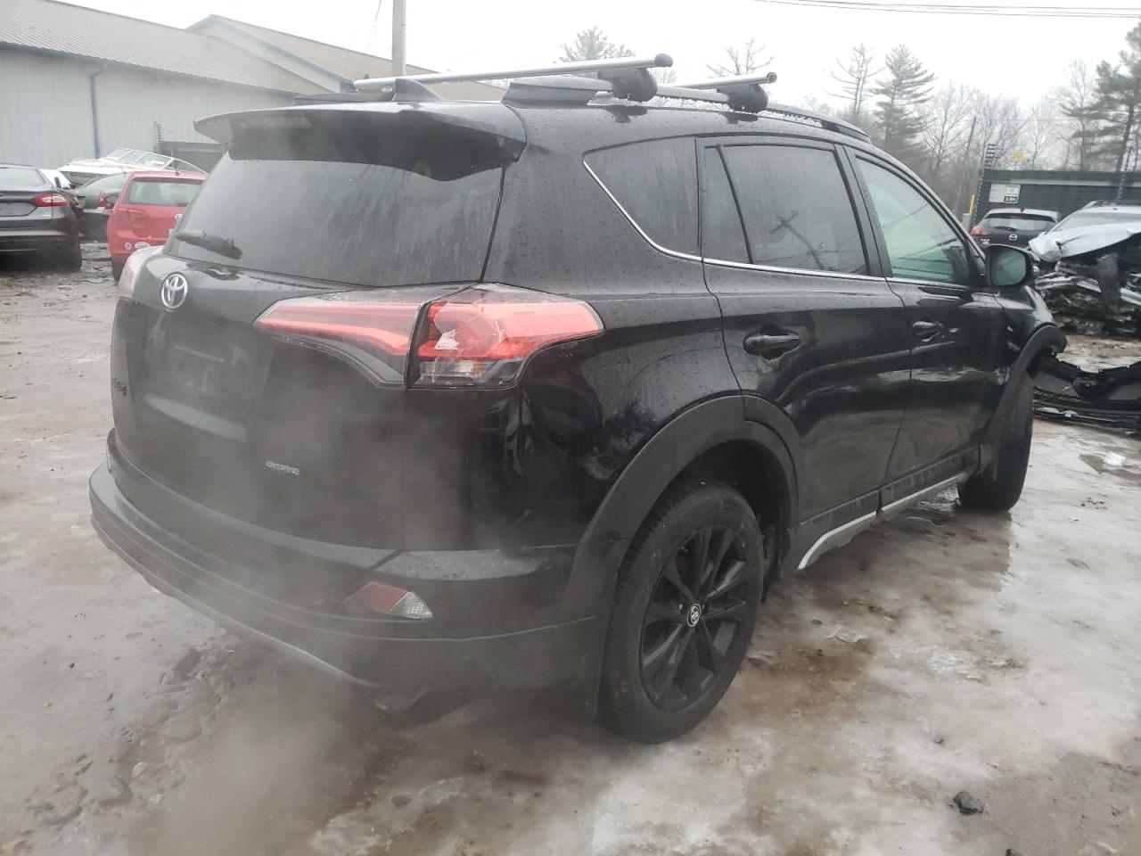 Photo 4 from auction – 2018 TOYOTA RAV4 ADVEN with VIN 2T3RFREV7JW783233